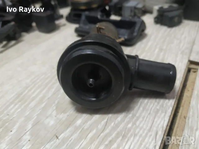 Вакум клапан BOSCH 0 280 142 106 за SAAB 93 Turbo, снимка 2 - Части - 49723260