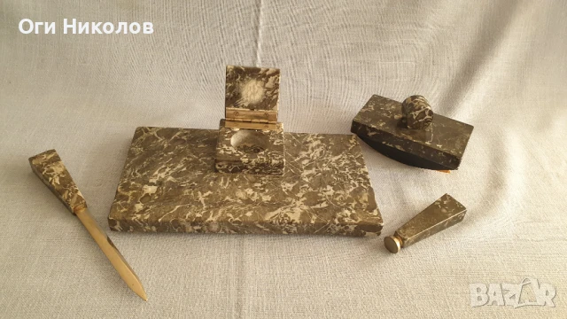 Комплект мраморна мастилница с аксесоари за бюро, снимка 2 - Антикварни и старинни предмети - 50507095