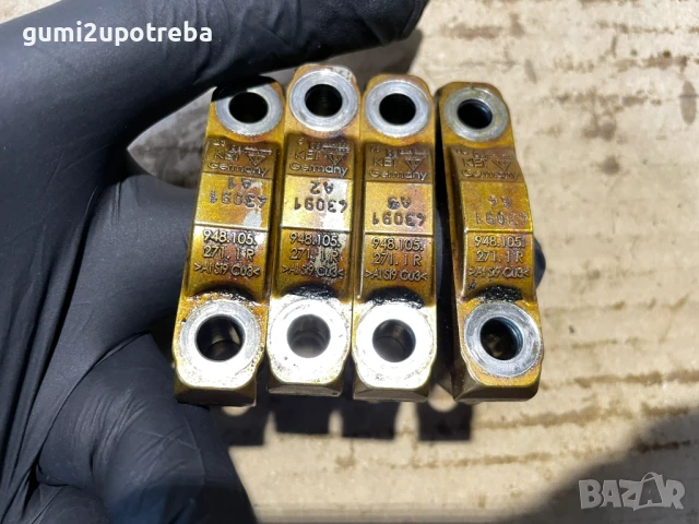 Скоба Петичка Разпределителен Вал 9481052801R Porsche Cayenne 957 4,8I V8 385ps 2007, снимка 3 - Части - 50792678