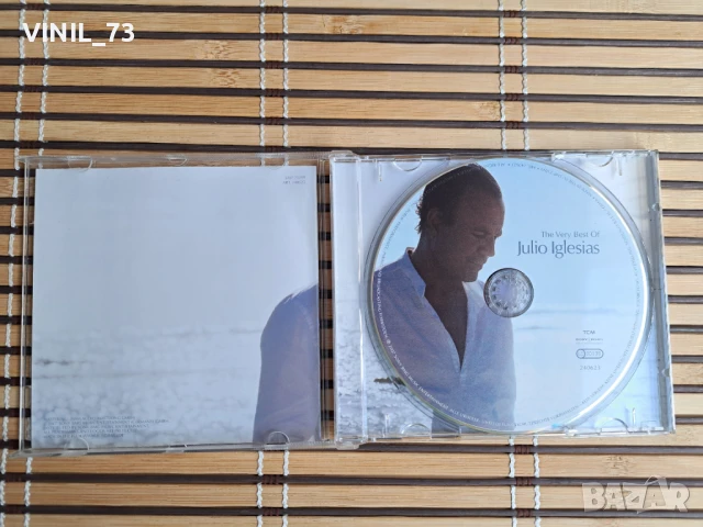 Julio Iglesias – The Very Best Of, снимка 2 - CD дискове - 50958527