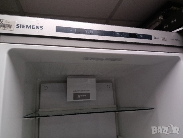 Иноксов комбиниран хладилник с фризер Сименс Siemens A+++ 2 години гаранция!, снимка 3 - Хладилници - 51993664