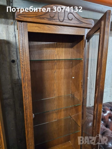 Елегантна витрина с осветление в стил Рустик, снимка 2 - Секции и витрини - 52916119