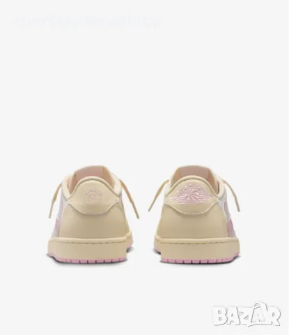 Дамски кецове Nike AIR Jordan 1 Retro Low OG SP Travis Scott, снимка 6 - Кецове - 55942477