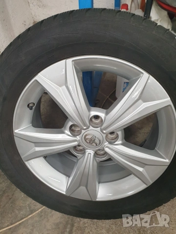 Джанти с гуми и сензори за Toyota , снимка 3 - Гуми и джанти - 53587774