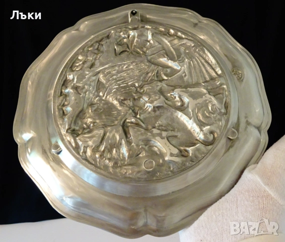 Калаена чиния пано с лов на Глиган през 1700 г. , снимка 6 - Пана - 51704686