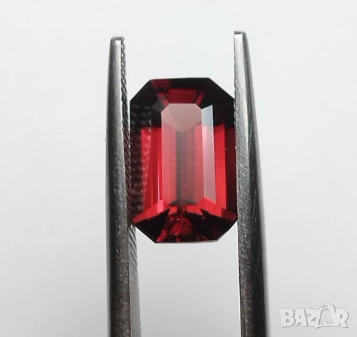 Естествен шпинел в топ червено - 2.17кт! Сертифициран! Нов!, снимка 10 - Пръстени - 46675168