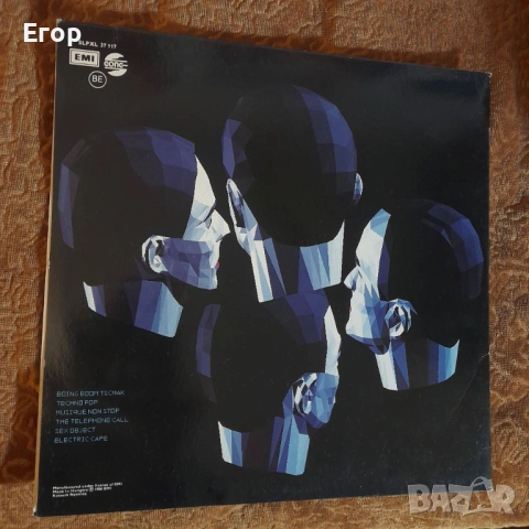 Kraftwerk — Electric Café, снимка 2 - Грамофонни плочи - 53598426