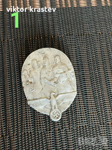 Автентични Германски (Немски) Антики Значки от 1935/1938, снимка 1