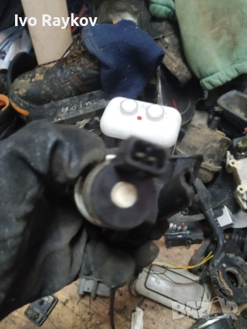 Стъпков мотор PIERBURG 7.06269.02.0 за Ford Fiesta MK 4, снимка 3 - Части - 53759100