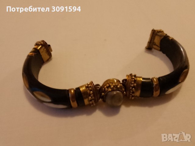 Винтидж гривна  дърво месинг ахат и седеф , снимка 5 - Антикварни и старинни предмети - 41665157