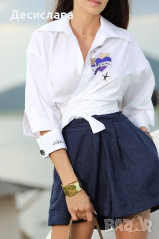 Нови Къси панталонки в тъмно синьо Avin