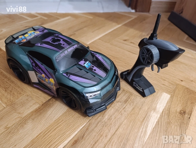 Радиоуправляема кола Glo Racer, снимка 2 - Коли, камиони, мотори, писти - 53462692