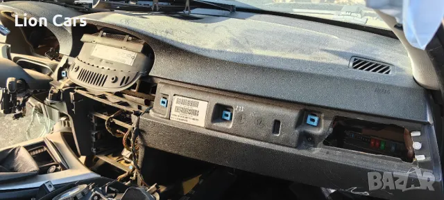 табло с навигация бмв е90  е91 е92, снимка 1