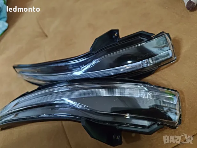 Мигач за Странично Огледало за Mercedes-Benz W205, W213, W222, снимка 2 - Части - 47261382