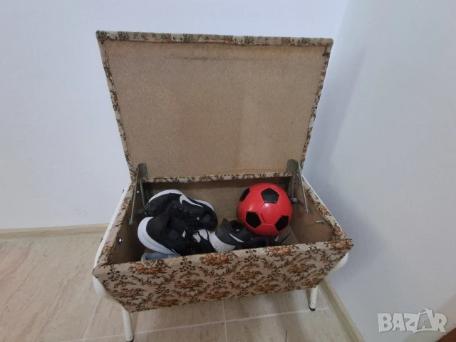 Част от кухненски ъгъл , снимка 5 - Дивани и мека мебел - 50746257