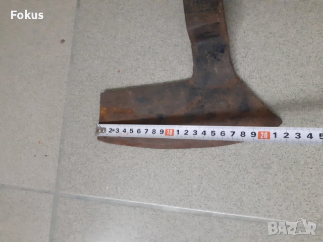 Стара голяма кована брадва - кривица, снимка 3 - Антикварни и старинни предмети - 53280207