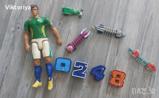 Футболна фигура, колички и цифри