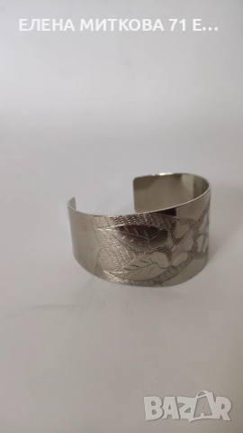 Широка гравирана гривна от сребрист метал, снимка 5 - Гривни - 52369307