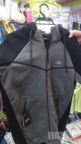 Продавам мъжки суичър в черно и сиво , снимка 2 - Суичъри - 44827449