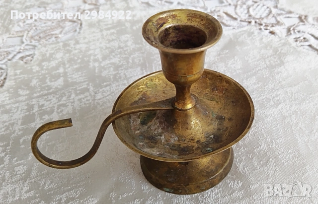 Свещник Chamberstick от 60-те години на миналия век, масивен месинг и занаятчийски импровизации, снимка 4 - Антикварни и старинни предмети - 53441802