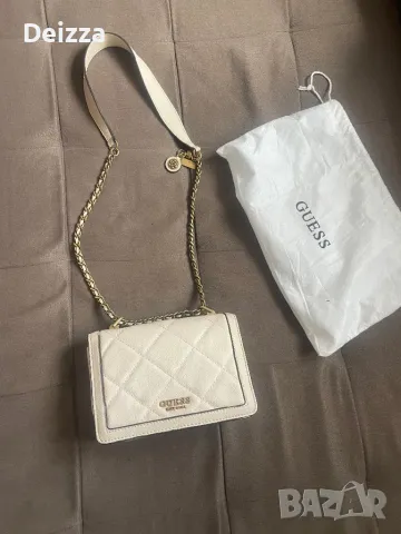 Чанта на Guess