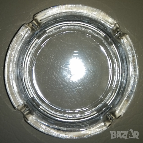 Стъклен пепелник, снимка 1