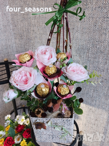 Цветя и бонбони Фереро Роше , снимка 1 - Декорация за дома - 44597595