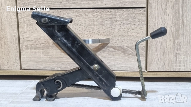 Оригинален крик SEAT & VW , снимка 3 - Аксесоари и консумативи - 52778198