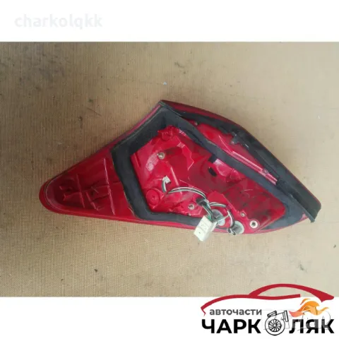 Стоп десен Тойота Рав4 (със забележка), снимка 4 - Части - 47690355