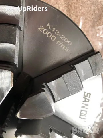 Универсал 200мм 6 челюсти, много точен, снимка 4 - Стругове - 48705994