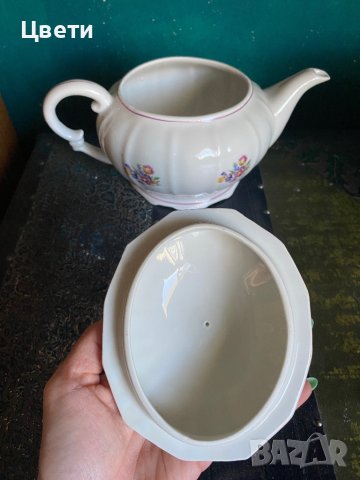 Порцеланов чайник с Ириси , снимка 4 - Антикварни и старинни предмети - 41815710