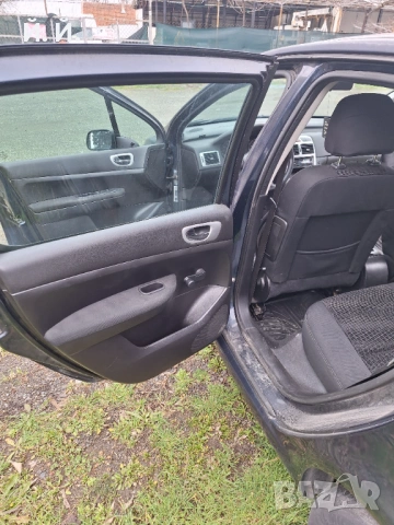 Peugeot 307 1.4 16V 88к.с., снимка 12 - Автомобили и джипове - 53664768