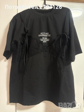 Oversize тениска с дантела 