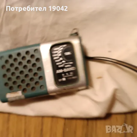 Радио работещо, снимка 2 - Антикварни и старинни предмети - 49962378