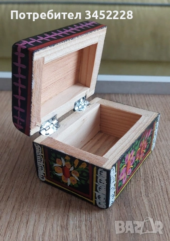 кутийка дървена рисувана за ценители , снимка 4 - Декорация за дома - 53845704