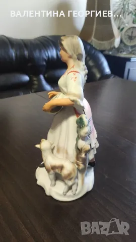 Красива порцеланова девойка , снимка 4 - Декорация за дома - 49336715