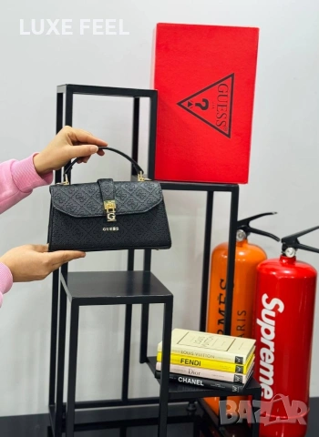 Guess ✨Дамски Чанти , снимка 14 - Чанти - 53737202