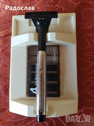 самобръсначка DORCO, снимка 3 - Мъжка козметика - 53851460