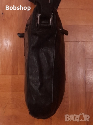 Мъжка кожена чанта Avirex, снимка 3 - Чанти - 52321421