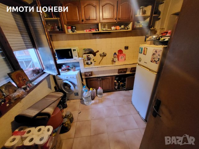 Продавам къща в гр.Нова Загора, снимка 3 - Къщи - 39434431