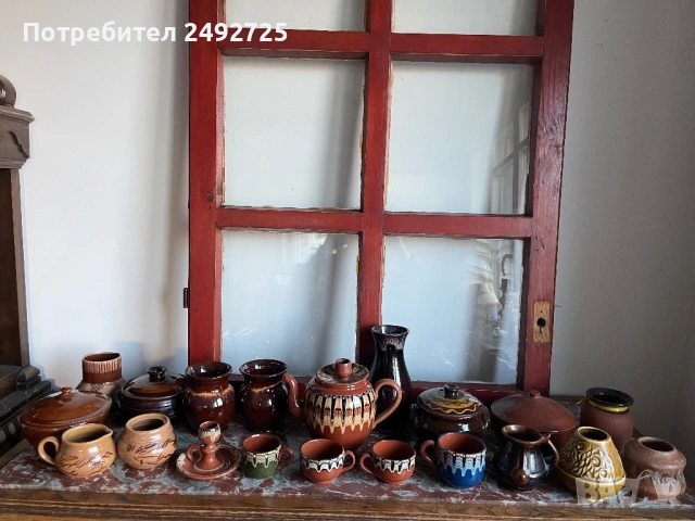 Битови чаши чайник свещник вази аптечка престилки забрадки керамика, снимка 2 - Други ценни предмети - 40290472