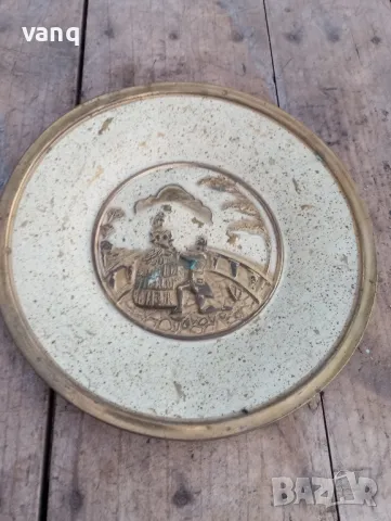 Медна чиния за стена, снимка 1