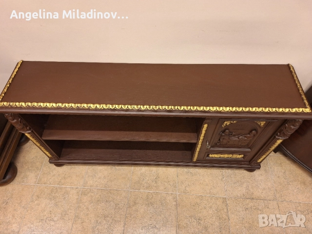 Комод, скрин, библиотека с богата дърворезба , снимка 8 - Шкафове - 52551620