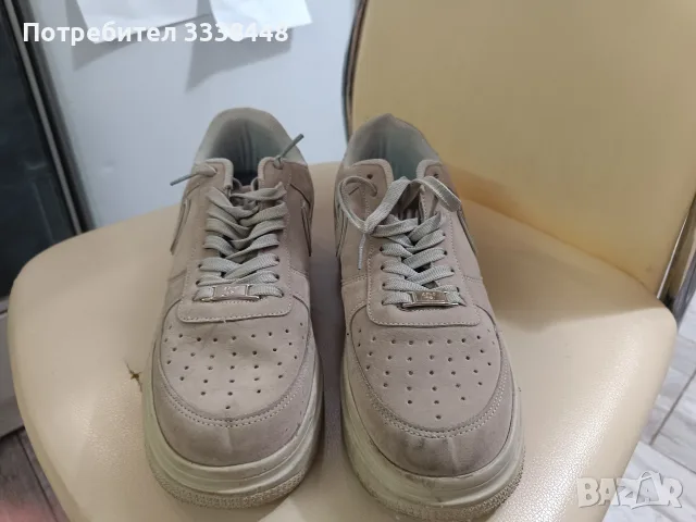 велурени кецове Nike Air, снимка 2 - Кецове - 55946956