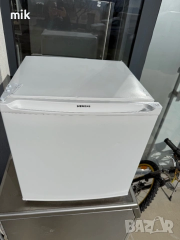 Мини фризер Siemens , снимка 5 - Фризери - 53401320