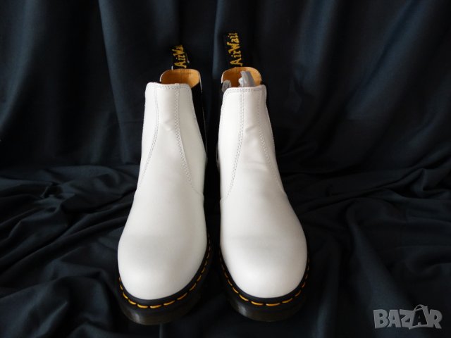 Нови и Намалени Dr. Martens 2976 Yellow Stitch Smooth Leather Chelsea Boots Мъжки Боти Номер 44, снимка 6 - Мъжки боти - 39171028