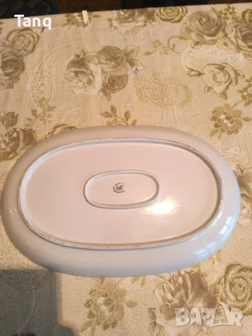 Порцеланово плато ( с забележка на снимките се вижда), снимка 4 - Сервизи - 49727880