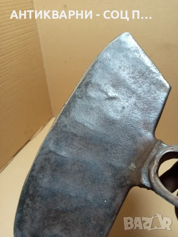 Соц Стара Ръчно Кована Мотика Чапа Номер 5. Тегло 1.200кг., снимка 8 - Антикварни и старинни предмети - 50704706