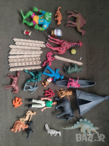Продавам стари фигурки,играчки ,колички ,костенурките нинджи, снимка 2 - Коли, камиони, мотори, писти - 43374381