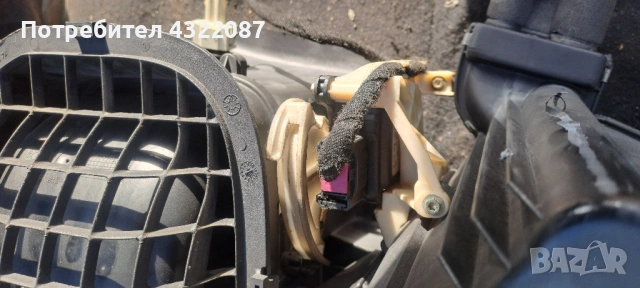  Кутия парно с моторчета, клапи, вентилатор от Volkswagen Passat / Пасат 1.9 TDI 110 к.с. 2000г. , снимка 8 - Части - 53386883